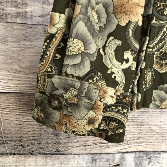 Sag Harbor Women's Full Button Jacket Blouse Paisley and Floral Neutral Size 4 - Picture 5 of 8